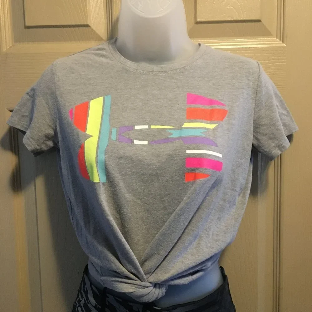 Under Armour Loose YL Tshirt